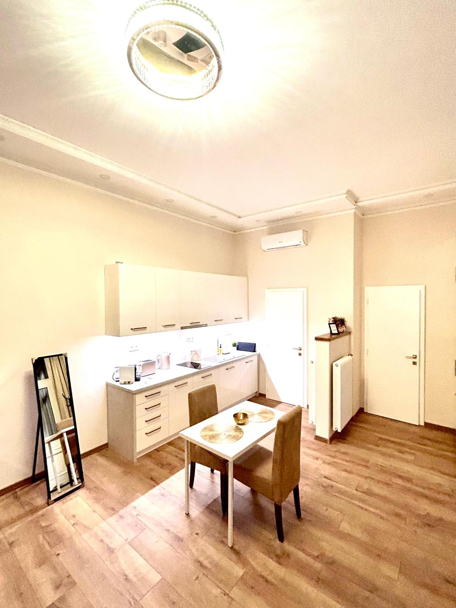 Apartman Gold Будапеща Екстериор снимка