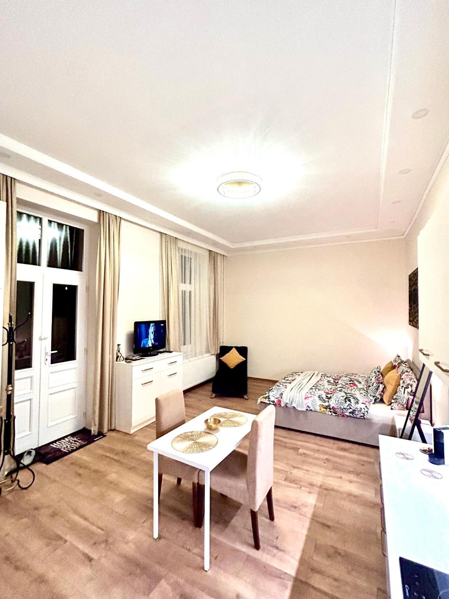 Apartman Gold Будапеща Екстериор снимка